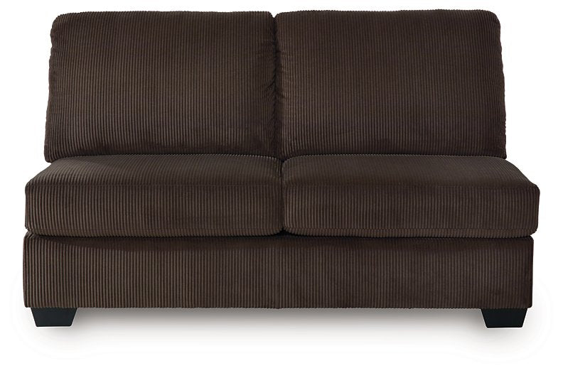 Kimlee Sectional with Chaise - Hammers Furniture (MN)
