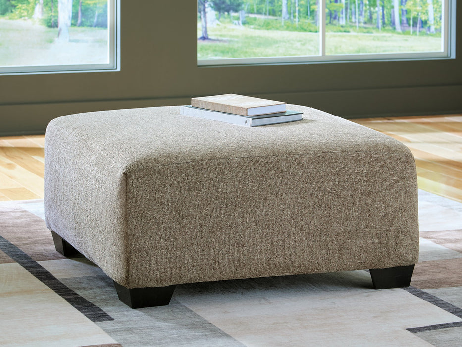 Newellen Oversized Accent Ottoman - Hammers Furniture (MN)