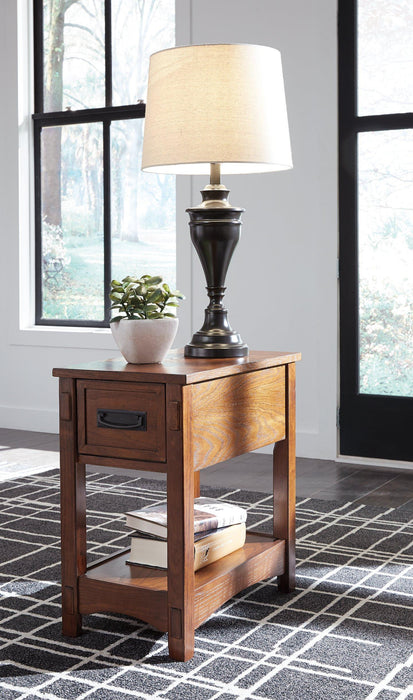 Breegin Chairside End Table - Hammers Furniture (MN)