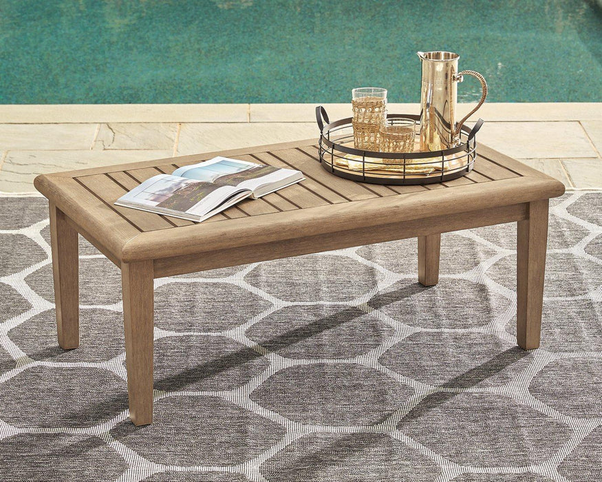 Gerianne Coffee Table - Hammers Furniture (MN)