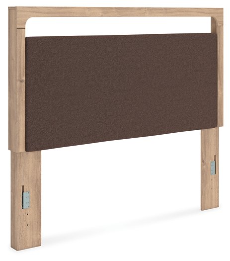 Kinlanni Upholstered Bed - Hammers Furniture (MN)