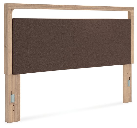 Kinlanni Upholstered Bed - Hammers Furniture (MN)