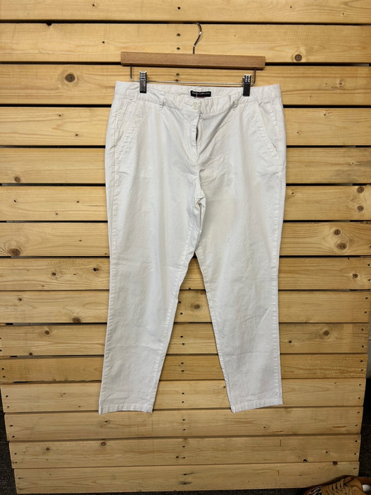 Dalia Collection Modern Fit White Pants